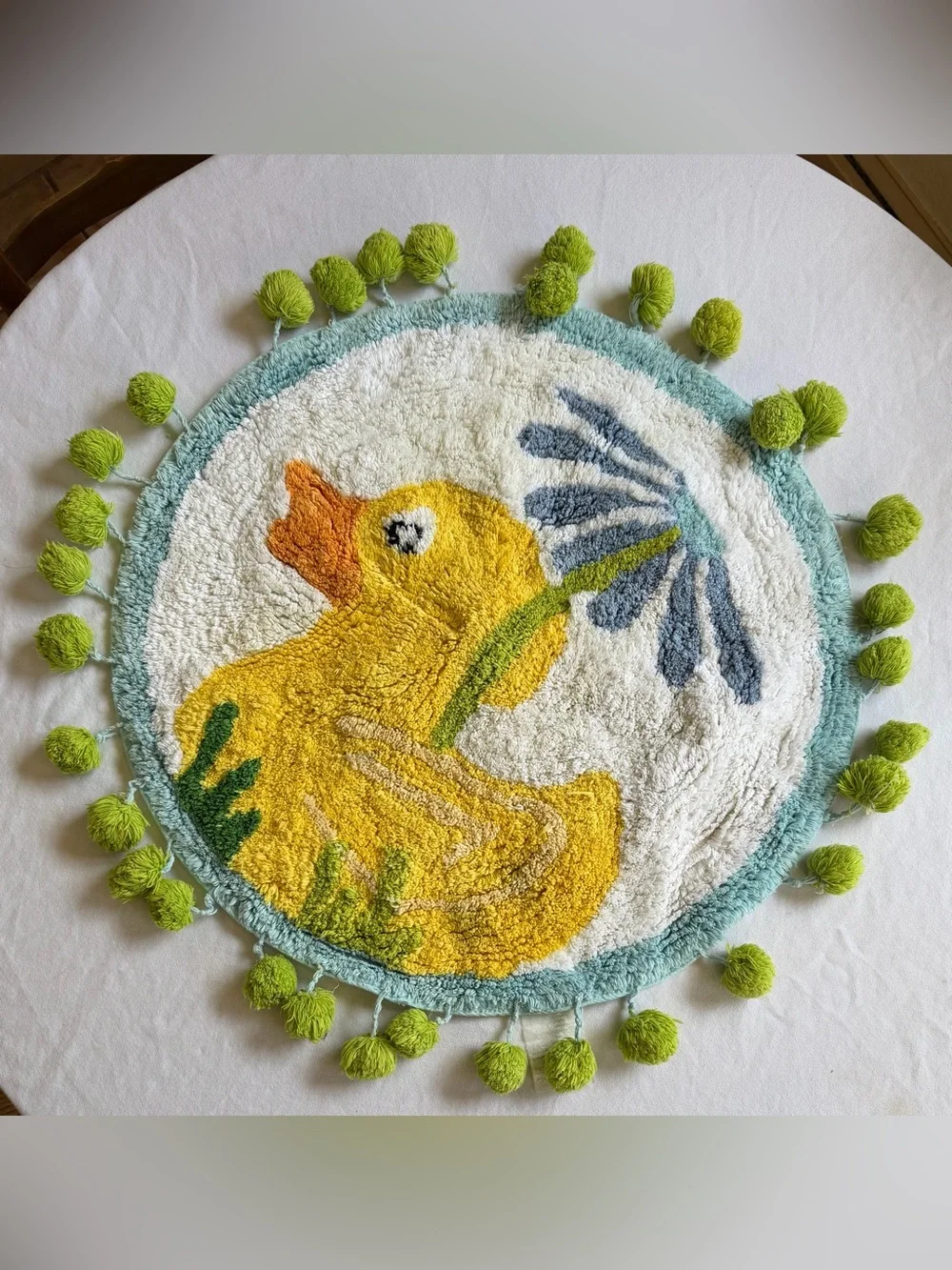 VTG Y2K Round Yellow Duck Tufted Chenille Pom-Pom Rug